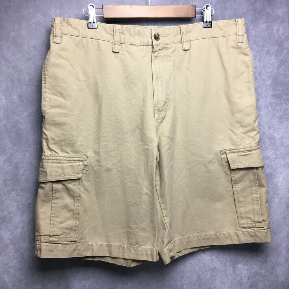 Eddie Bauer Mens Canvas Cargo Shorts size 36 Thick Durable Khaki Beige Elastic